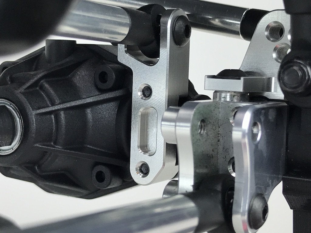 CNC Aluminum 3rd Link Mount (Silver Anodized)