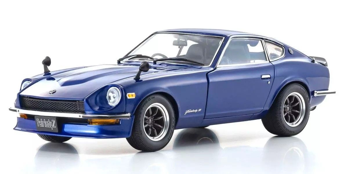 1/18 Nissan Fairlady Z-L (S30) Blue Metallic Diecast Model