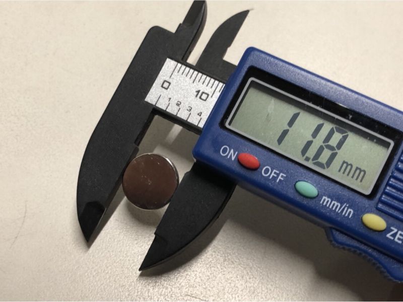 Universal Flat Magnets 8 Pack