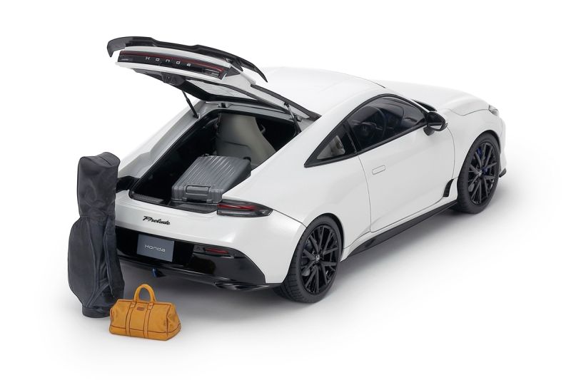 Honda New Prelude Plastic Model