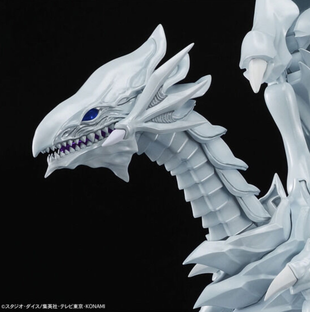 Amplified Blue-Eyes White Dragon "Yu-Gi-Oh!", Bandai