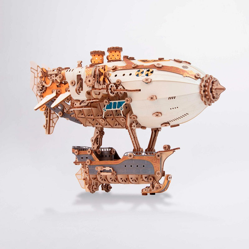 MFantasy Airship - White
