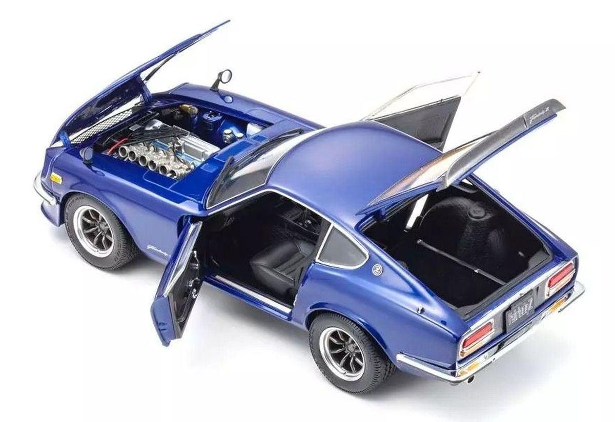 1/18 Nissan Fairlady Z-L (S30) Blue Metallic Diecast Model