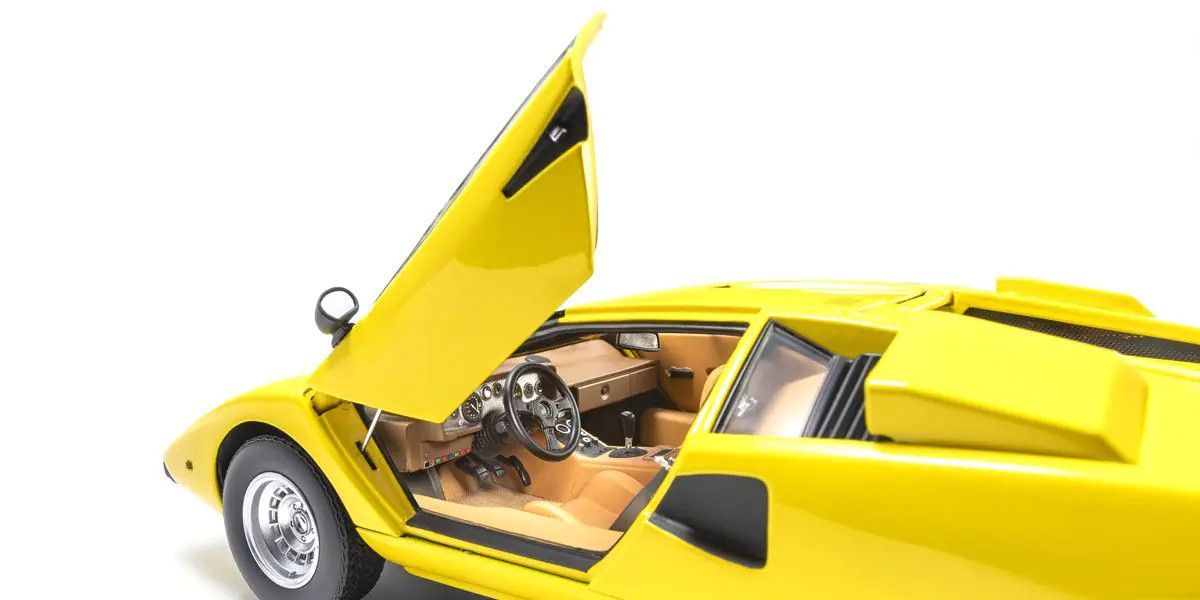 1/18 LAMBORGHINI COUNTACH LP400 (YELLOW) Diecast Model