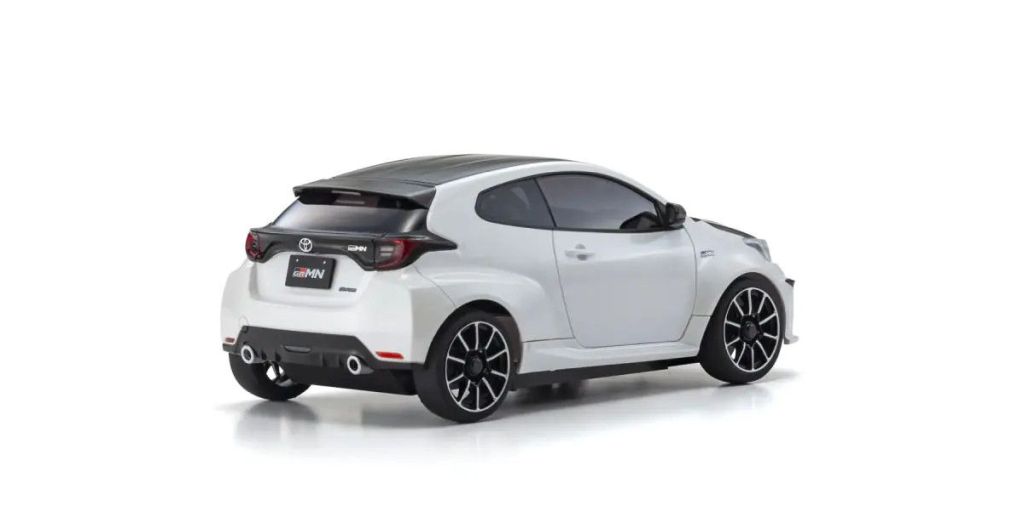 MINI-Z AWD Toyota GRMN Yaris Rally Package Platinum White