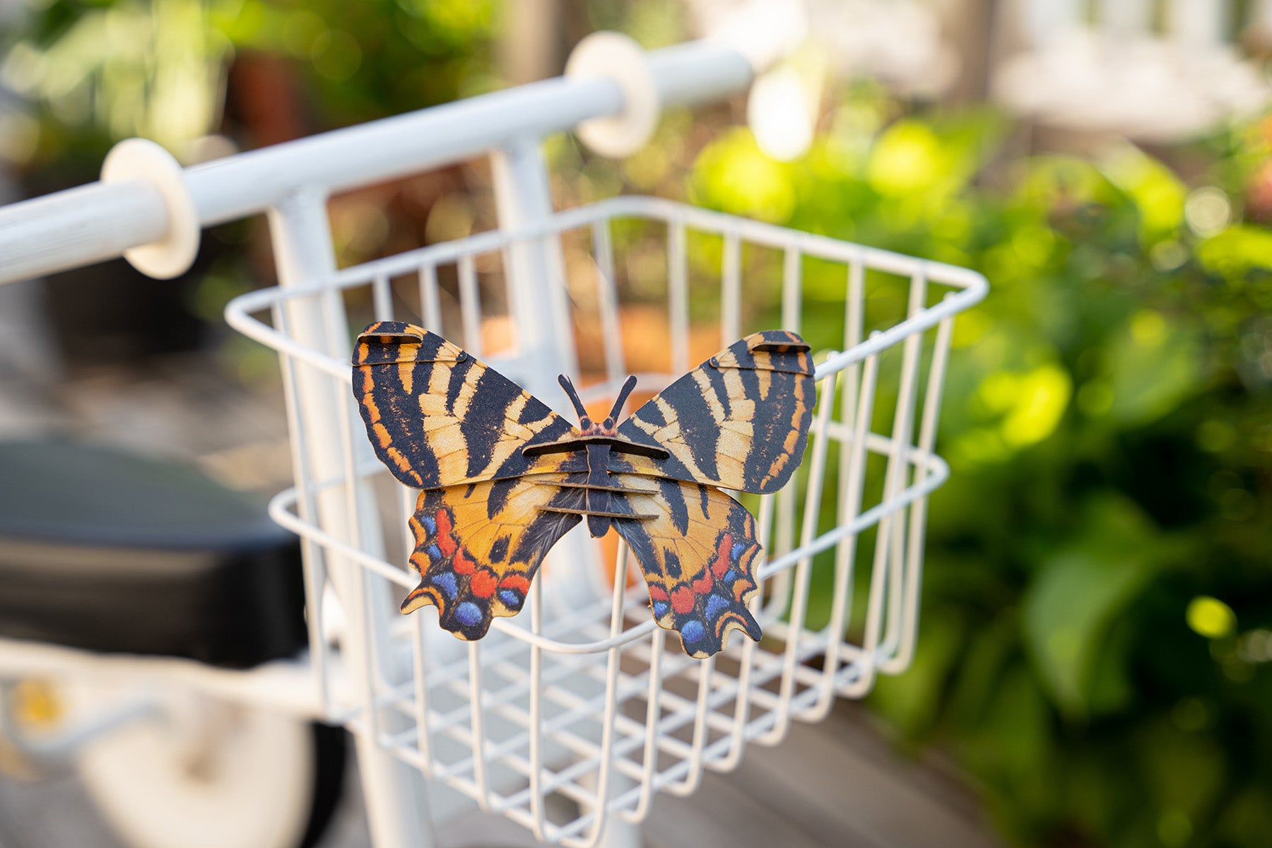 Luehdorfia Butterfly 3D Puzzle Bring Nature Home